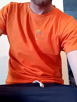 Rolandxxxr online show from January 26, 2025, 1:15 pm