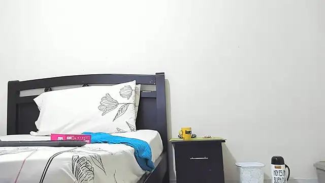 mara2020 69 online show from March 23, 2026, 12:38 pm