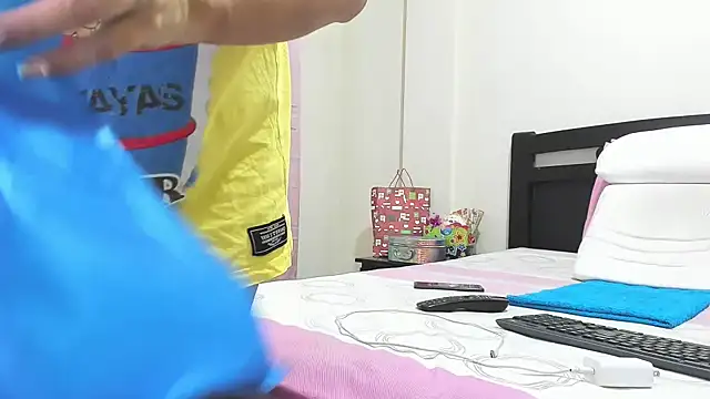 mara2020 69 online show from March 13, 2026, 11:26 am