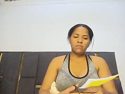 Snapshot of aleixane chatting on July 4, 2026, 5:50 pm aleixane online show from July 4, 2026, 5:50 pm