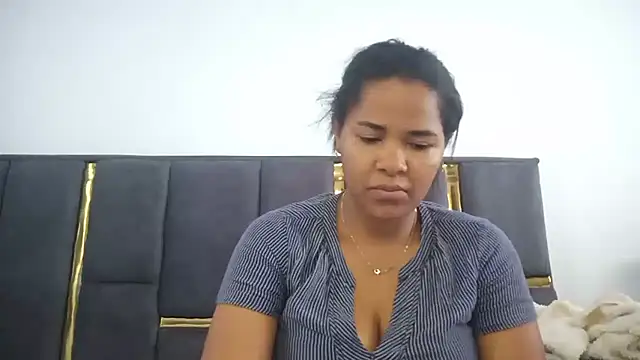 Snapshot of aleixane chatting on June 25, 2026, 5:05 am aleixane online show from June 25, 2026, 5:05 am