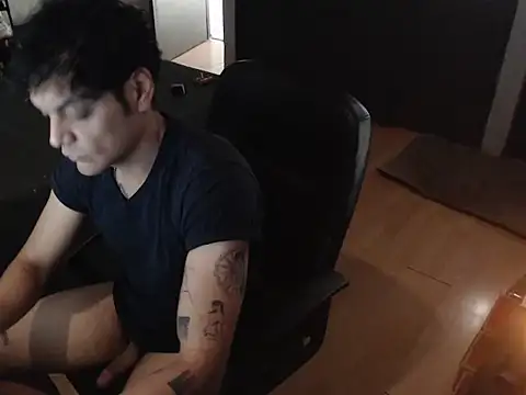 GruesoMexico online show from October 12, 2025, 8:43 pm