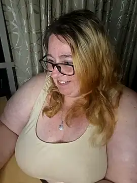 Iceprincess2bad4u online show from November 24, 2025, 6:08 pm