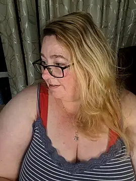 Iceprincess2bad4u online show from March 18, 2026, 6:09 pm