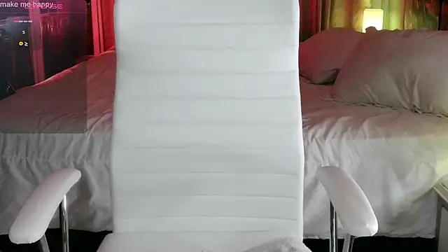 Snapshot of loving_mia chatting on March 6, 2025, 9:31 pm loving mia online show from March 6, 2025, 9:31 pm