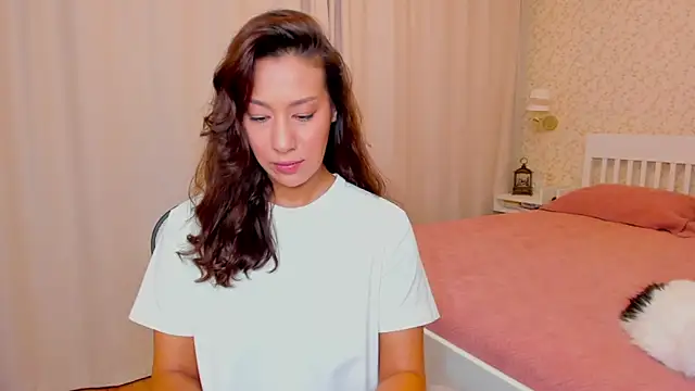 Snapshot of FieryHeart chatting on November 3, 2025, 5:27 pm FieryHeart online show from November 3, 2025, 5:27 pm