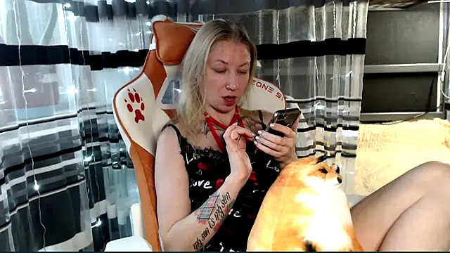 cold lollipop online show from December 17, 2025, 8:08 am