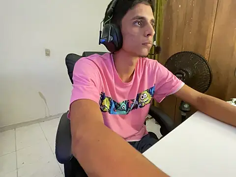 Max TheHorseDick online show from February 2, 2025, 5:42 am