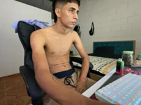 Max TheHorseDick online show from February 24, 2025, 3:55 am