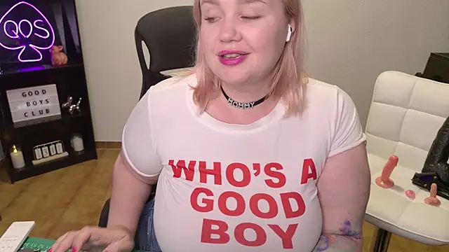 MargotGrey online show from May 31, 2026, 6:09 pm