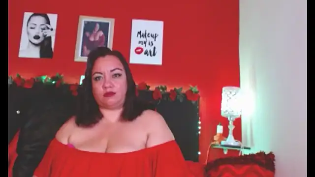 Snapshot of -helen chatting on March 5, 2025, 5:50 pm -helen online show from March 5, 2025, 5:50 pm