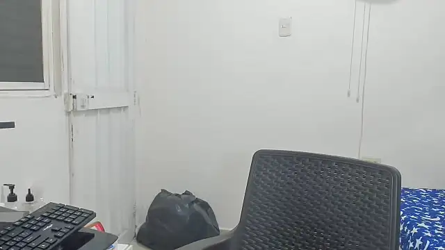 HUGEBOOBS MILF online show from May 8, 2026, 8:45 pm