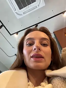 Snapshot of -AngelAri- chatting on March 2, 2025, 9:10 am -AngelAri- online show from March 2, 2025, 9:10 am