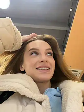 Snapshot of -AngelAri- chatting on February 18, 2026, 6:15 pm -AngelAri- online show from February 18, 2026, 6:15 pm