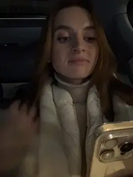 Snapshot of -AngelAri- chatting on March 6, 2025, 6:59 pm -AngelAri- online show from March 6, 2025, 6:59 pm