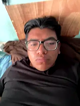 Elegante5222 online show from January 7, 2026, 10:37 pm