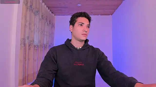 Snapshot of MitchellXD chatting on February 13, 2026, 1:55 pm MitchellXD online show from February 13, 2026, 1:55 pm