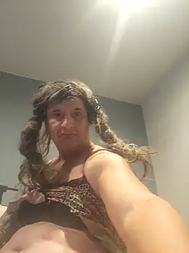 DestinyFox online show from December 2, 2025, 7:26 pm