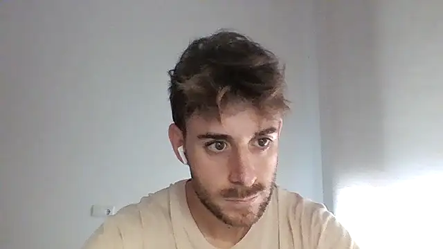 vargas90 online show from October 22, 2025, 8:47 am