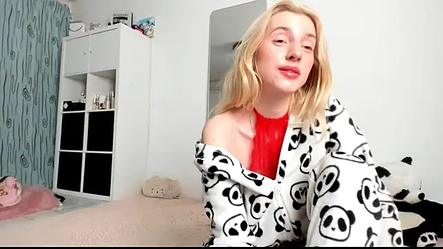 KenzieDawton online show from February 9, 2025, 5:19 am