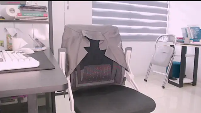 Shyn   online show from April 3, 2026, 5:14 am