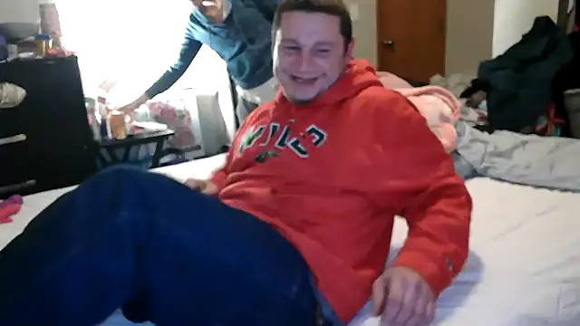 Snapshot of Deepsounding8585 chatting on March 3, 2025, 8:19 am Deepsounding8585 online show from March 3, 2025, 8:19 am