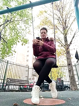 RebeccaNoble online show from November 15, 2025, 1:48 pm