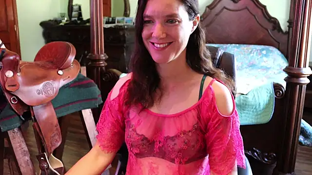 thornburyrose online show from November 7, 2025, 5:17 pm