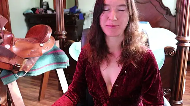 thornburyrose online show from March 6, 2026, 9:10 pm