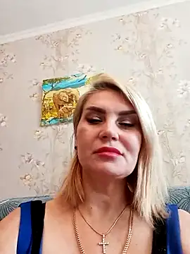 Snapshot of JennyOMay chatting on March 18, 2025, 8:06 am JennyOMay online show from March 18, 2025, 8:06 am