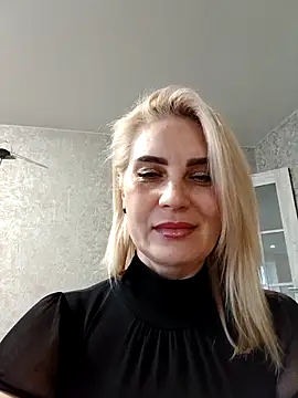 Snapshot of JennyOMay chatting on January 10, 2026, 3:46 am JennyOMay online show from January 10, 2026, 3:46 am