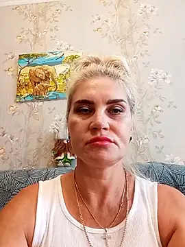 Snapshot of JennyOMay chatting on September 22, 2025, 3:45 am JennyOMay online show from September 22, 2025, 3:45 am