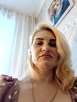 Snapshot of JennyOMay chatting on December 23, 2025, 3:50 am JennyOMay online show from December 23, 2025, 3:50 am