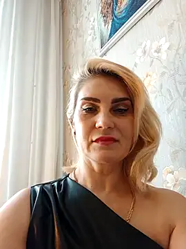 Snapshot of JennyOMay chatting on February 8, 2026, 5:05 am JennyOMay online show from February 8, 2026, 5:05 am