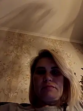 Snapshot of JennyOMay chatting on February 25, 2026, 5:13 pm JennyOMay online show from February 25, 2026, 5:13 pm