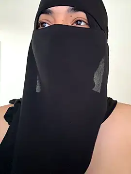 Snapshot of radiagazali chatting on November 28, 2025, 5:46 pm radiagazali online show from November 28, 2025, 5:46 pm