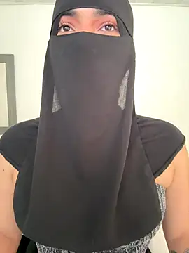 Snapshot of radiagazali chatting on December 15, 2025, 4:46 pm radiagazali online show from December 15, 2025, 4:46 pm