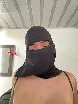 Snapshot of radiagazali chatting on November 7, 2025, 5:28 pm radiagazali online show from November 7, 2025, 5:28 pm