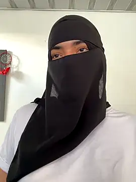 Snapshot of radiagazali chatting on November 4, 2025, 6:44 pm radiagazali online show from November 4, 2025, 6:44 pm