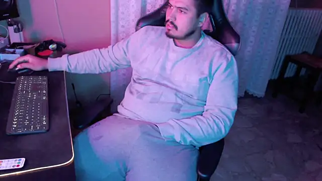 Snapshot of fernan_redsxxx chatting on November 10, 2025, 4:23 pm fernan redsxxx online show from November 10, 2025, 4:23 pm