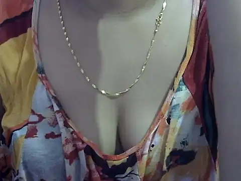 Your wild Dia online show from April 15, 2026, 6:45 pm