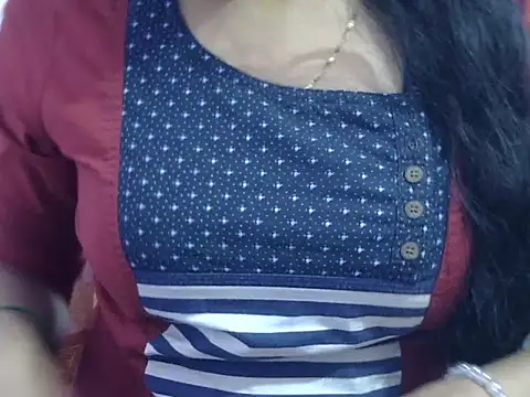 Snapshot of Your_wild_Dia chatting on December 15, 2025, 4:40 am Your wild Dia online show from December 15, 2025, 4:40 am