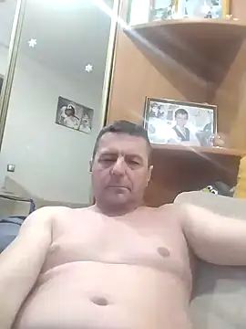 Snapshot of busikbi chatting on December 14, 2024, 4:30 pm busikbi online show from December 14, 2024, 4:30 pm