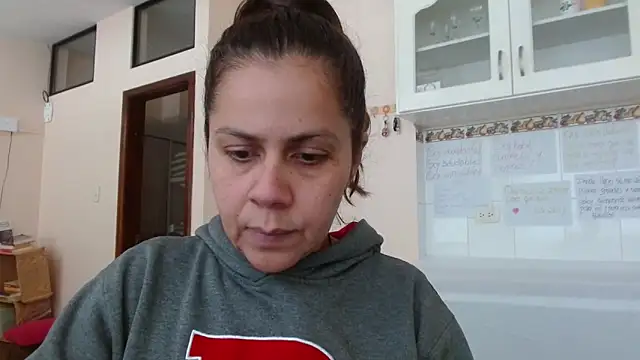 Sara Brandon online show from September 18, 2025, 4:32 pm