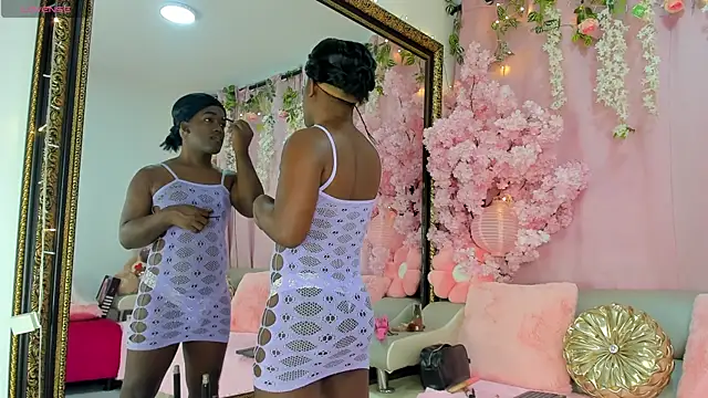 SammyGirlTS online show from April 5, 2026, 12:56 pm