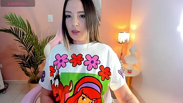 HannaMiller 1 online show from April 3, 2026, 12:17 am