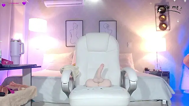 adara le online show from March 25, 2026, 12:04 pm