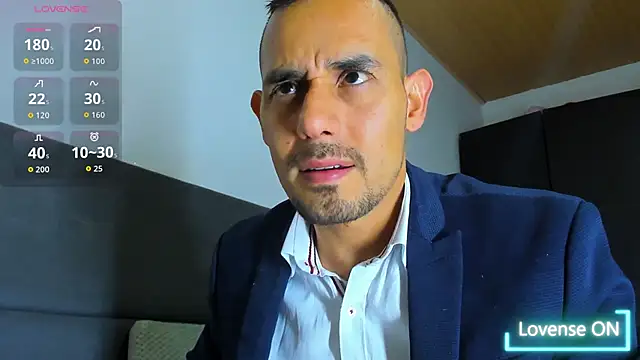 jhonyalzate2 online show from November 10, 2025, 1:10 am