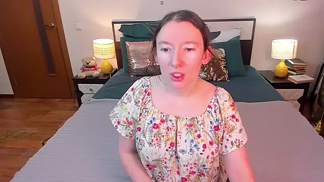 CatherineWalls online show from February 15, 2026, 4:46 am