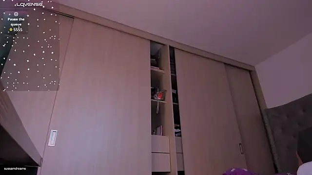 Snapshot of sussan_dream1 chatting on November 3, 2025, 10:13 pm sussan dream1 online show from November 3, 2025, 10:13 pm